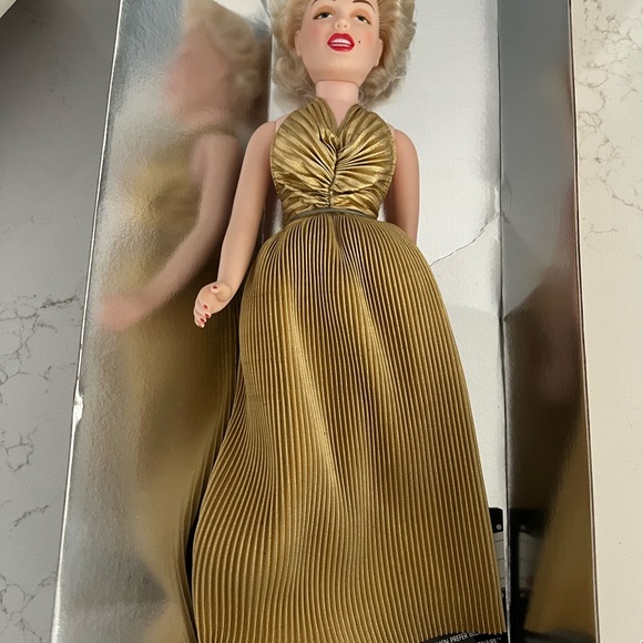 VTG 20th Century Fox Marilyn Monroe Doll - Theres No Business Like Show Business - Picture 6 of 9